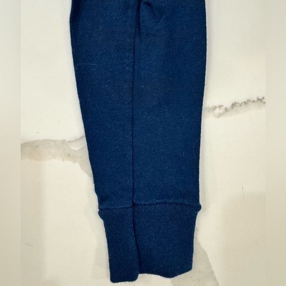 Small Washington Capitals Hockey NHL Long Sleeve Fanatics T-Shirt - Picture 4 of 4